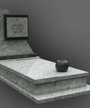 Надгробие 175